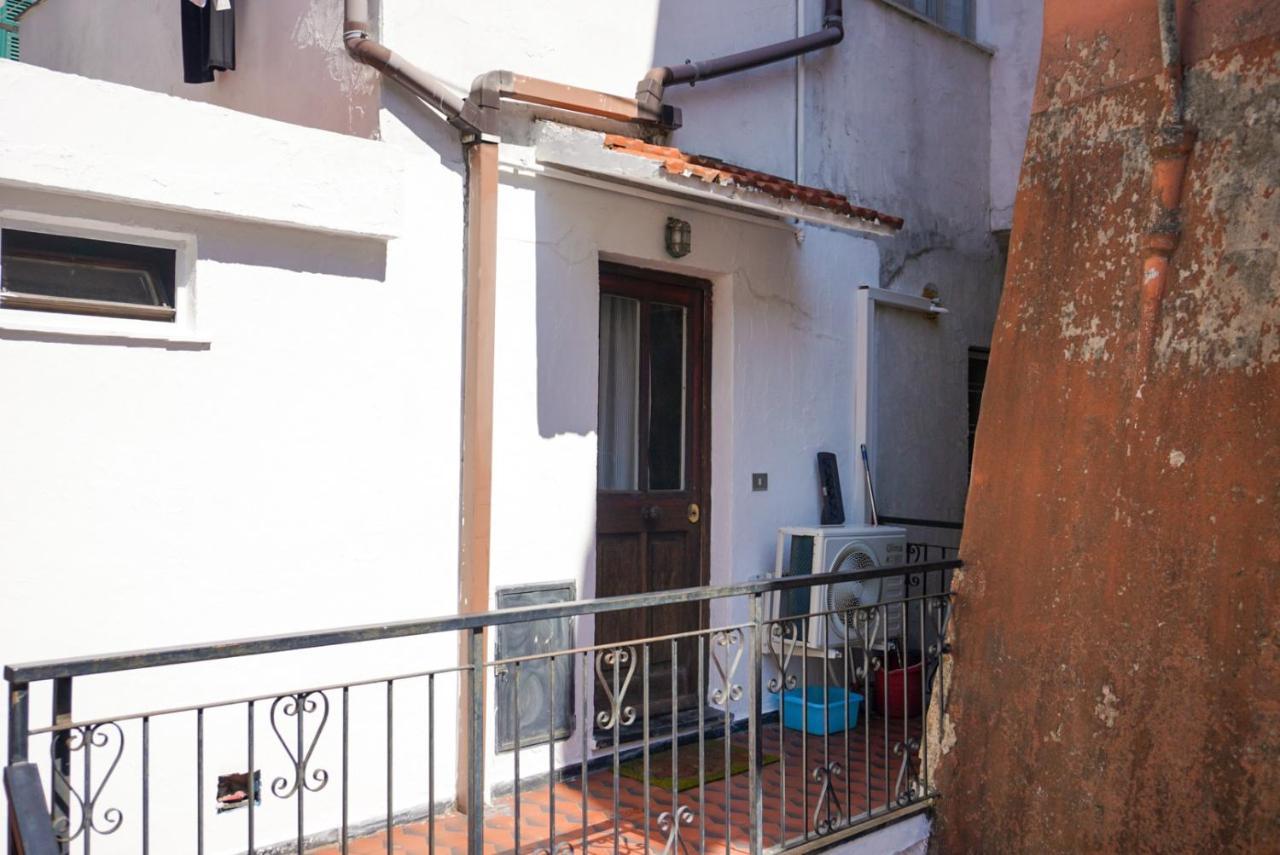 Monolocale A 50 Metri Dal Mare Daire Celle Ligure Dış mekan fotoğraf